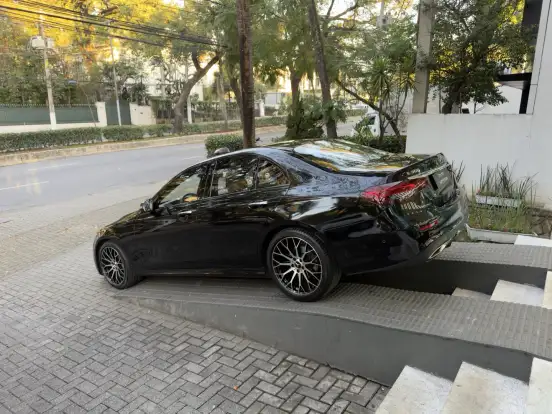 MERCEDES-BENZ-E 300-2021