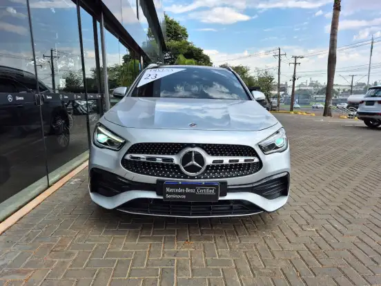 MERCEDES-BENZ-GLA 200-2022