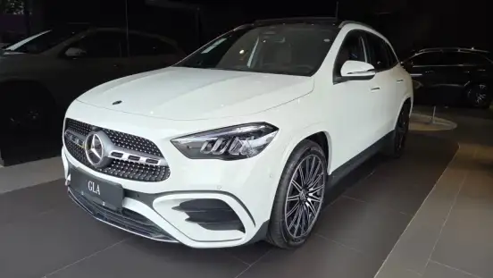 MERCEDES-BENZ-GLA 200-1.3 MHEV AMG LINE 7G-DCT MERCEDES-BENZ-GLA 200-2025