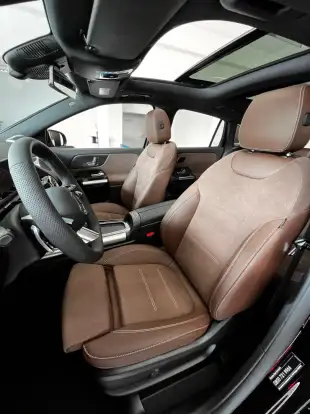 MERCEDES-BENZ-GLA 200-2025