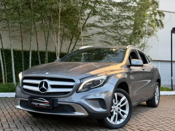 MERCEDES-BENZ GLA 200 1.6 CGI ADVANCE 16V TURBO FLEX 4P AUTOMÁTICO