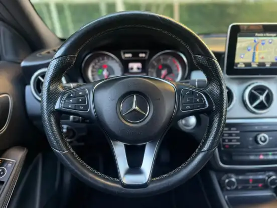 MERCEDES-BENZ-GLA 200-1.6 CGI ADVANCE 16V TURBO FLEX 4P AUTOMÁTICO MERCEDES-BENZ-GLA 200-2015