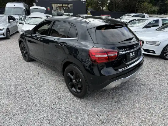 MERCEDES-BENZ-GLA 200-1.6 CGI FLEX ADVANCE 7G-DCT MERCEDES-BENZ-GLA 200-2018
