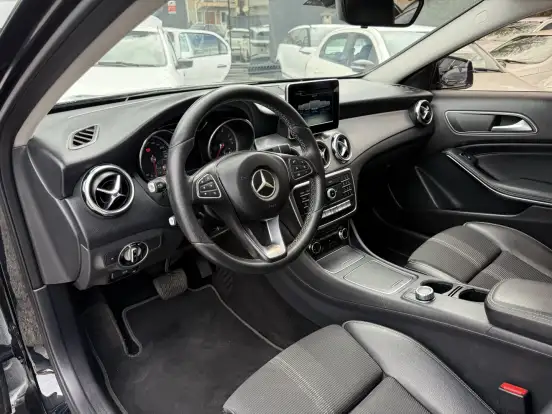 MERCEDES-BENZ-GLA 200-1.6 CGI FLEX ADVANCE 7G-DCT MERCEDES-BENZ-GLA 200-2018