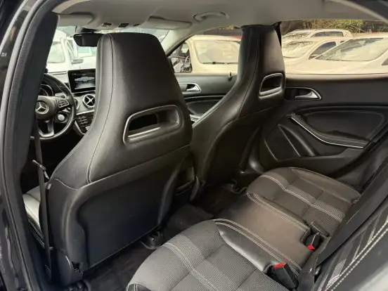 MERCEDES-BENZ-GLA 200-1.6 CGI FLEX ADVANCE 7G-DCT MERCEDES-BENZ-GLA 200-2018