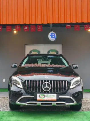 MERCEDES-BENZ GLA 200 1.6 CGI FLEX STYLE 7G-DCT