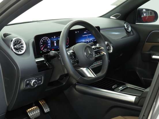 MERCEDES-BENZ-GLA 200-1.3 MHEV AMG LINE 7G-DCT MERCEDES-BENZ-GLA 200-2024