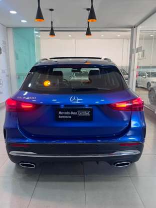 MERCEDES-BENZ-GLA 200-2024