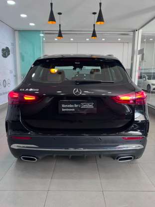MERCEDES-BENZ-GLA 200-2024
