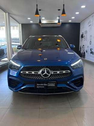 MERCEDES-BENZ-GLA 200-2024