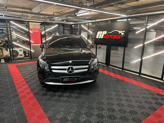 MERCEDES-BENZ GLA 200 1.6 CGI ADVANCE 16V TURBO FLEX 4P AUTOMÁTICO