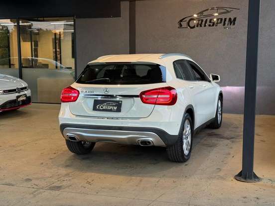 MERCEDES-BENZ-GLA 200-1.6 CGI ADVANCE 16V TURBO GASOLINA 4P AUTOMÁTICO MERCEDES-BENZ-GLA 200-2015