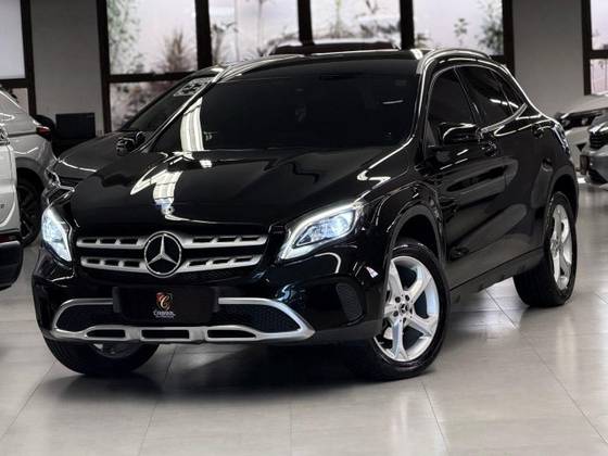 MERCEDES-BENZ GLA 200 1.6 CGI FLEX ADVANCE 7G-DCT