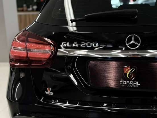 MERCEDES-BENZ-GLA 200-1.6 CGI FLEX ADVANCE 7G-DCT MERCEDES-BENZ-GLA 200-2020