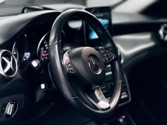 MERCEDES-BENZ-GLA 200-1.6 CGI FLEX ADVANCE 7G-DCT MERCEDES-BENZ-GLA 200-2020