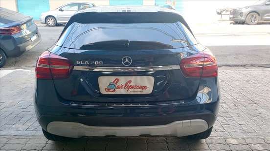 MERCEDES-BENZ-GLA 200-2019