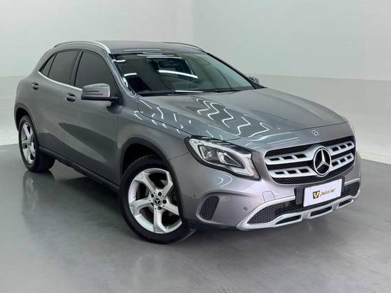MERCEDES-BENZ GLA 200 1.6 CGI FLEX STYLE 7G-DCT