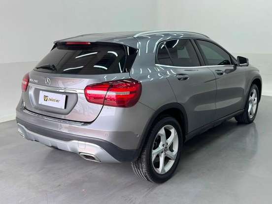 MERCEDES-BENZ-GLA 200-1.6 CGI FLEX STYLE 7G-DCT MERCEDES-BENZ-GLA 200-2018