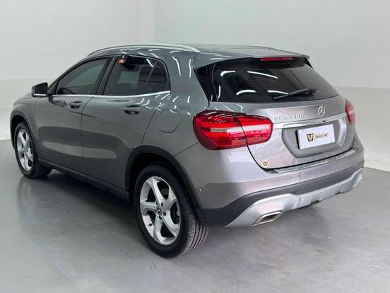MERCEDES-BENZ-GLA 200-1.6 CGI FLEX STYLE 7G-DCT MERCEDES-BENZ-GLA 200-2018