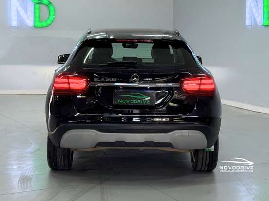 MERCEDES-BENZ-GLA 200-1.6 CGI FLEX STYLE 7G-DCT MERCEDES-BENZ-GLA 200-2019