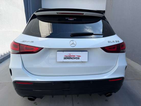 MERCEDES-BENZ-GLA 35 AMG-2022