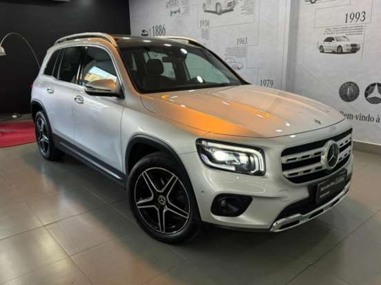 MERCEDES-BENZ-GLB 200-2020