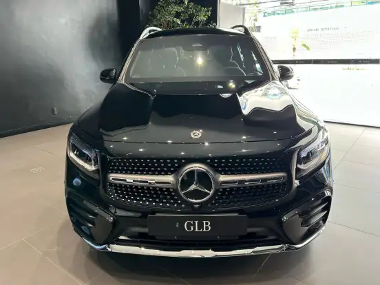MERCEDES-BENZ-GLB 220-2.0 MHEV AMG LINE 4MATIC 8G-DCT MERCEDES-BENZ-GLB 220-2026