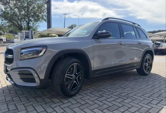MERCEDES-BENZ-GLB 220-2026