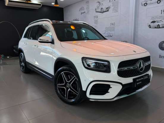 MERCEDES-BENZ-GLB 220-2024