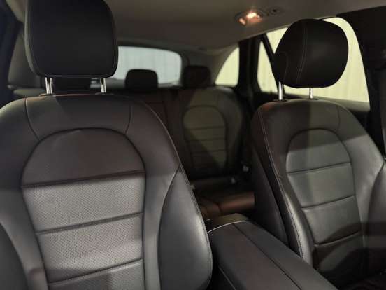 MERCEDES-BENZ-GLC 220d-2021