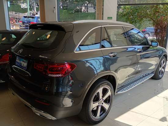 MERCEDES-BENZ-GLC 220d-2021