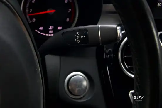 MERCEDES-BENZ-GLC 250-2019