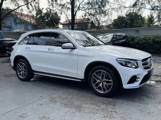MERCEDES-BENZ GLC 250 2.0 CGI GASOLINA HIGHWAY 4MATIC 9G-TRONIC