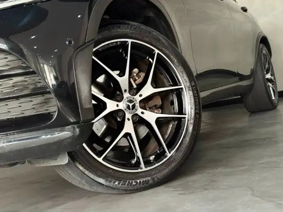 MERCEDES-BENZ-GLC 300-2023