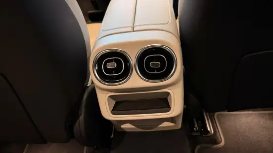 MERCEDES-BENZ-GLC 300-2023
