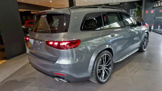 MERCEDES-BENZ-GLS 450-2026