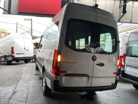MERCEDES-BENZ-SPRINTER-2026