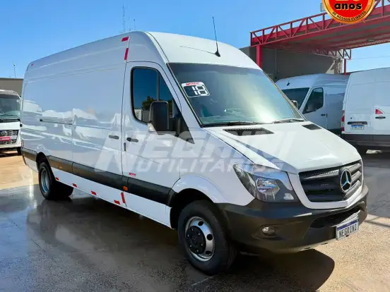 MERCEDES-BENZ-SPRINTER-2.2 CDI DIESEL FURGÃO 515 TA EXTRA LONGO MANUAL MERCEDES-BENZ-SPRINTER-2018