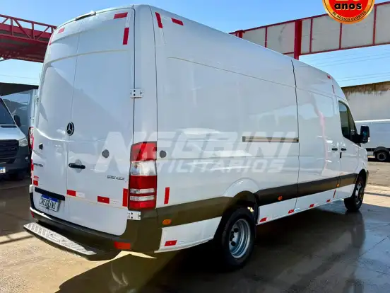 MERCEDES-BENZ-SPRINTER-2.2 CDI DIESEL FURGÃO 515 TA EXTRA LONGO MANUAL MERCEDES-BENZ-SPRINTER-2018