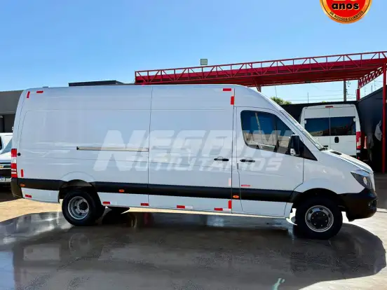 MERCEDES-BENZ-SPRINTER-2.2 CDI DIESEL FURGÃO 515 TA EXTRA LONGO MANUAL MERCEDES-BENZ-SPRINTER-2018