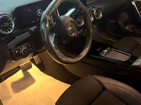 MERCEDES-BENZ-CLA 200-1.3 MHEV AMG LINE 7G-DCT MERCEDES-BENZ-CLA 200-2025