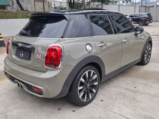 MINI-COOPER-2.0 16V TWINPOWER GASOLINA S 4P STEPTRONIC MINI-COOPER-2018