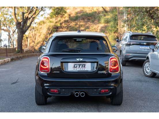 MINI-COOPER-2.0 S EXCLUSIVE 16V TURBO GASOLINA 4P AUTOMÁTICO MINI-COOPER-2016