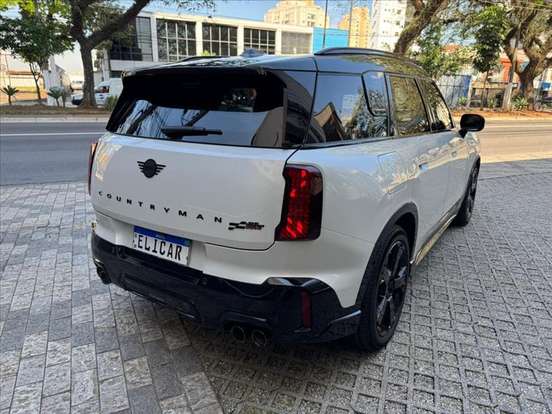 MINI-COUNTRYMAN-2025