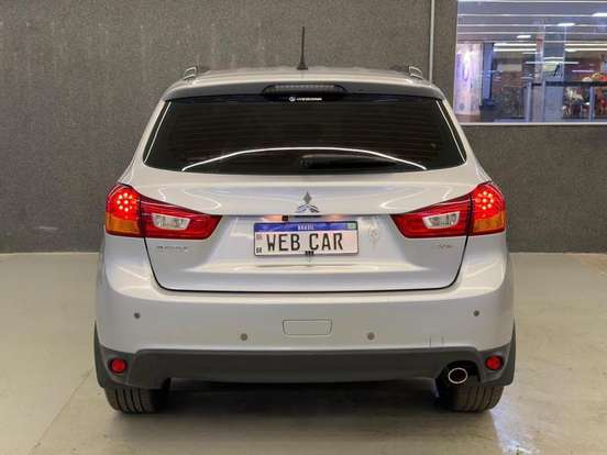 MITSUBISHI-ASX-2015