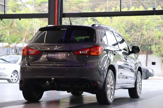 MITSUBISHI-ASX-2015