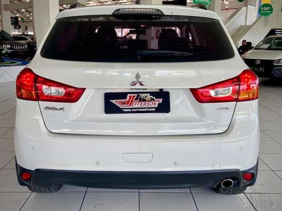 MITSUBISHI-ASX-2015