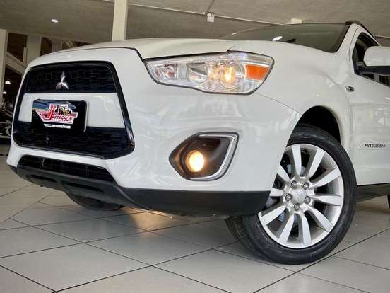 MITSUBISHI-ASX-2015