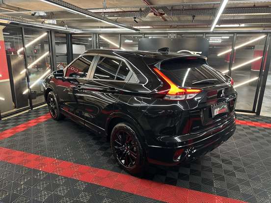 MITSUBISHI-ECLIPSE CROSS-1.5 MIVEC TURBO GASOLINA HPE BLACK CVT MITSUBISHI-ECLIPSE CROSS-2025