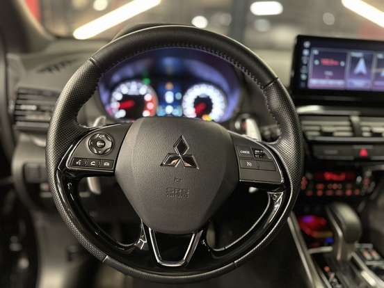 MITSUBISHI-ECLIPSE CROSS-1.5 MIVEC TURBO GASOLINA HPE BLACK CVT MITSUBISHI-ECLIPSE CROSS-2025